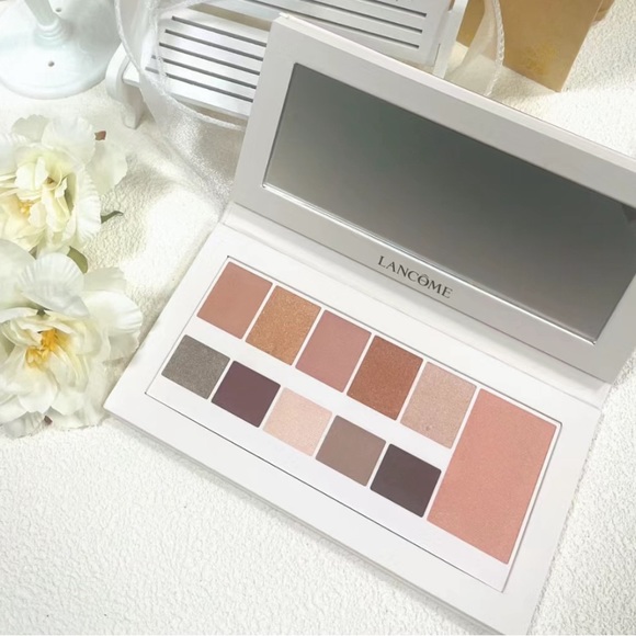 2023 LIMITED EDITION -LANCOME EYE/FACE PALETTE mix of matte/shimmer neutrals-NEW - Picture 3 of 3